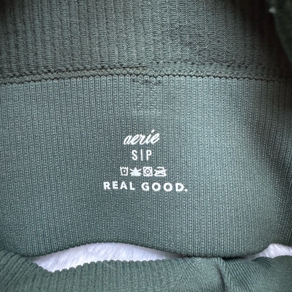 3 aerie sports bras - Picture 3 of 5